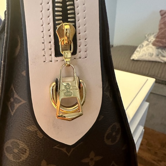 Louis Vuitton Tuileries Monogram Bag Canvas with Cream Leather - Picture 11 of 15